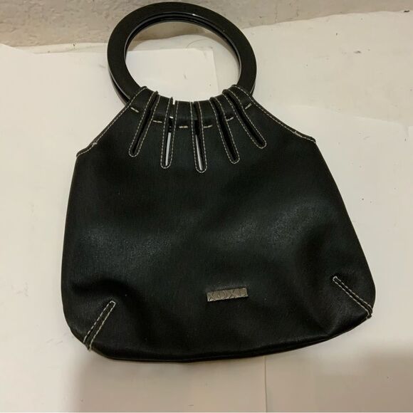 XOXO Evening Bag Purse with Bracelet Handle - Picture 2 of 8